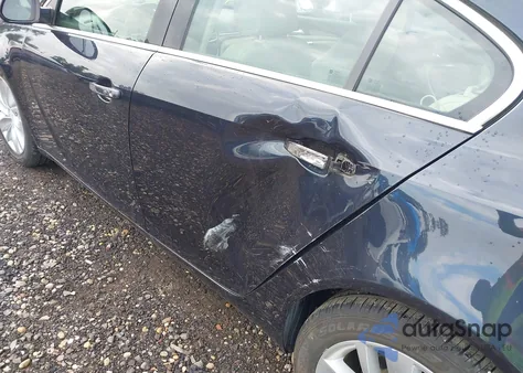 2014 Buick Regal Turbo/E-Assist Premium I из США, поврежденный, VIN 2G4GN5EX1E9256921